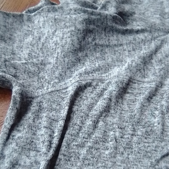 ๐No Comment Heathered Gray Knit Sweater!!! - Picture 7 of 7